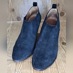 FRYE Women's Ilana Shootie Suede Black Bootie Size 8.5